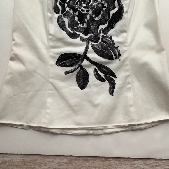 WHBM 🖤 Black Ivory Crop Top Bustier with Sequin Flower Floral Embroidery Detail - Picture 6 of 14